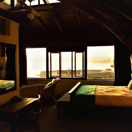 Augusta Bay Guest House Найсне Экстерьер фото